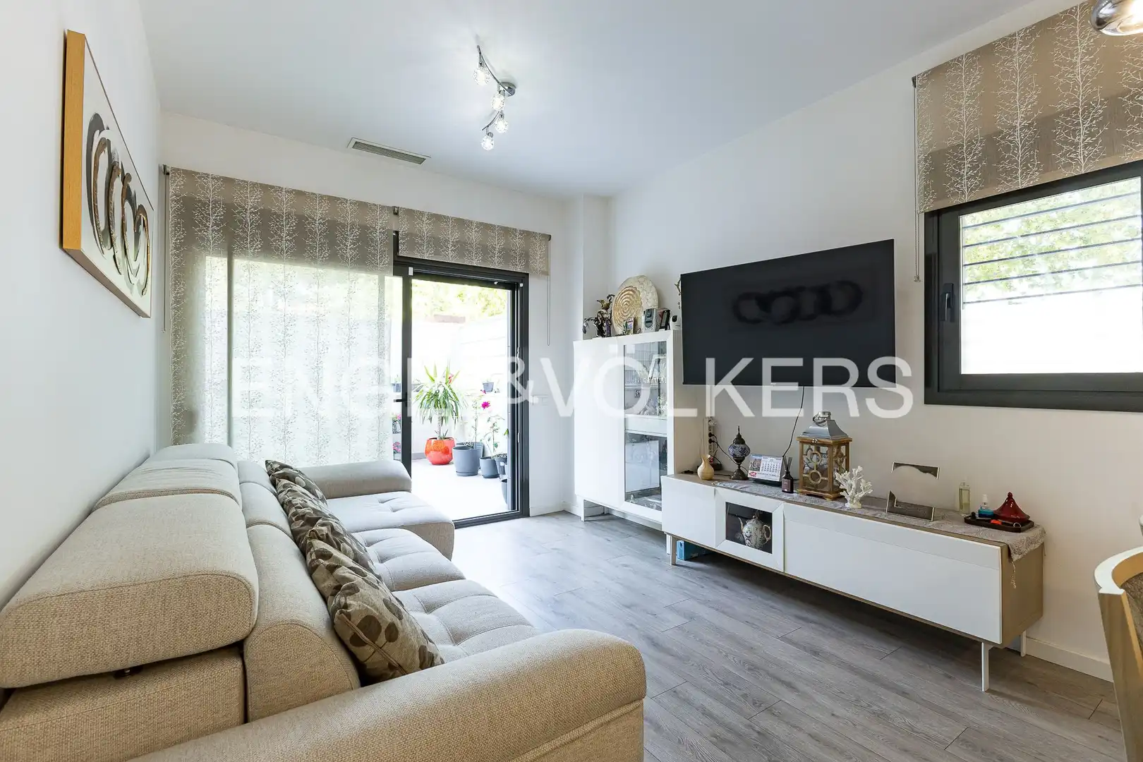 Living room of Apartments for sale in Pallejà  with Air Conditioner, Heating and Terrace