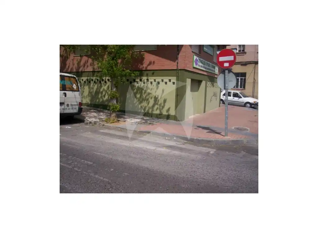 Locale commerciale in vendita a C. Antonio Reyes Huertas, 2, imagen 7