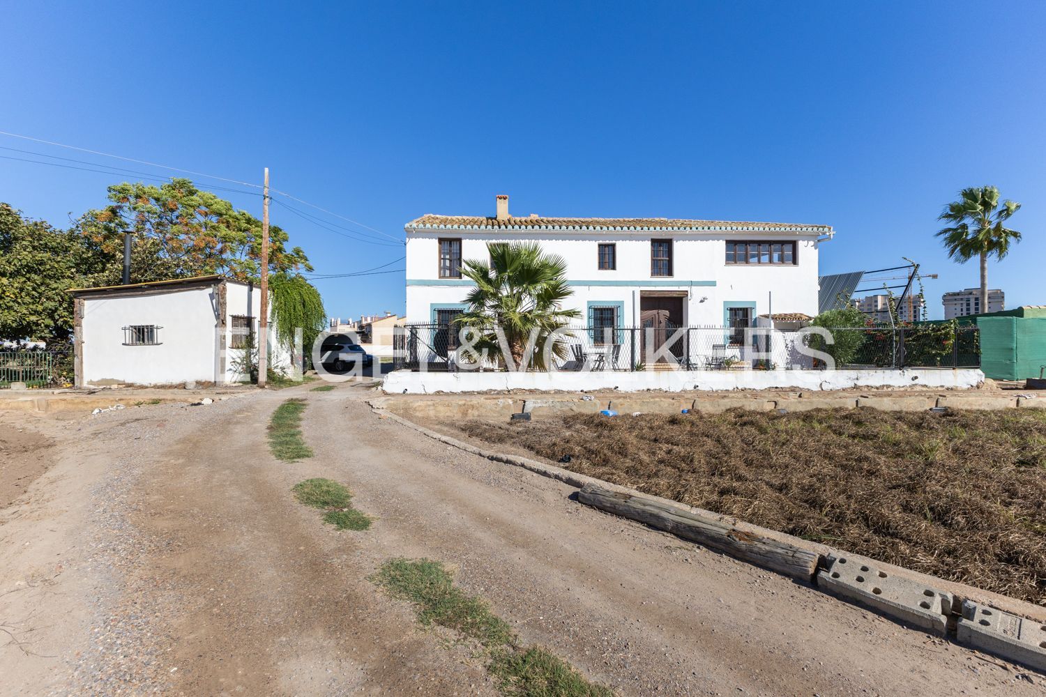 Vista exterior de Casa o xalet en venda en Alboraya amb Calefacció, Jardí privat i Terrassa