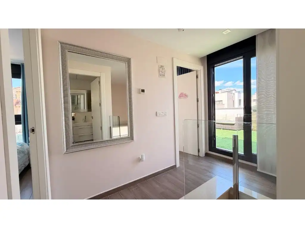 House with pool for sale in Calle Maite Pagazaurtundua Ruiz, imagen 33