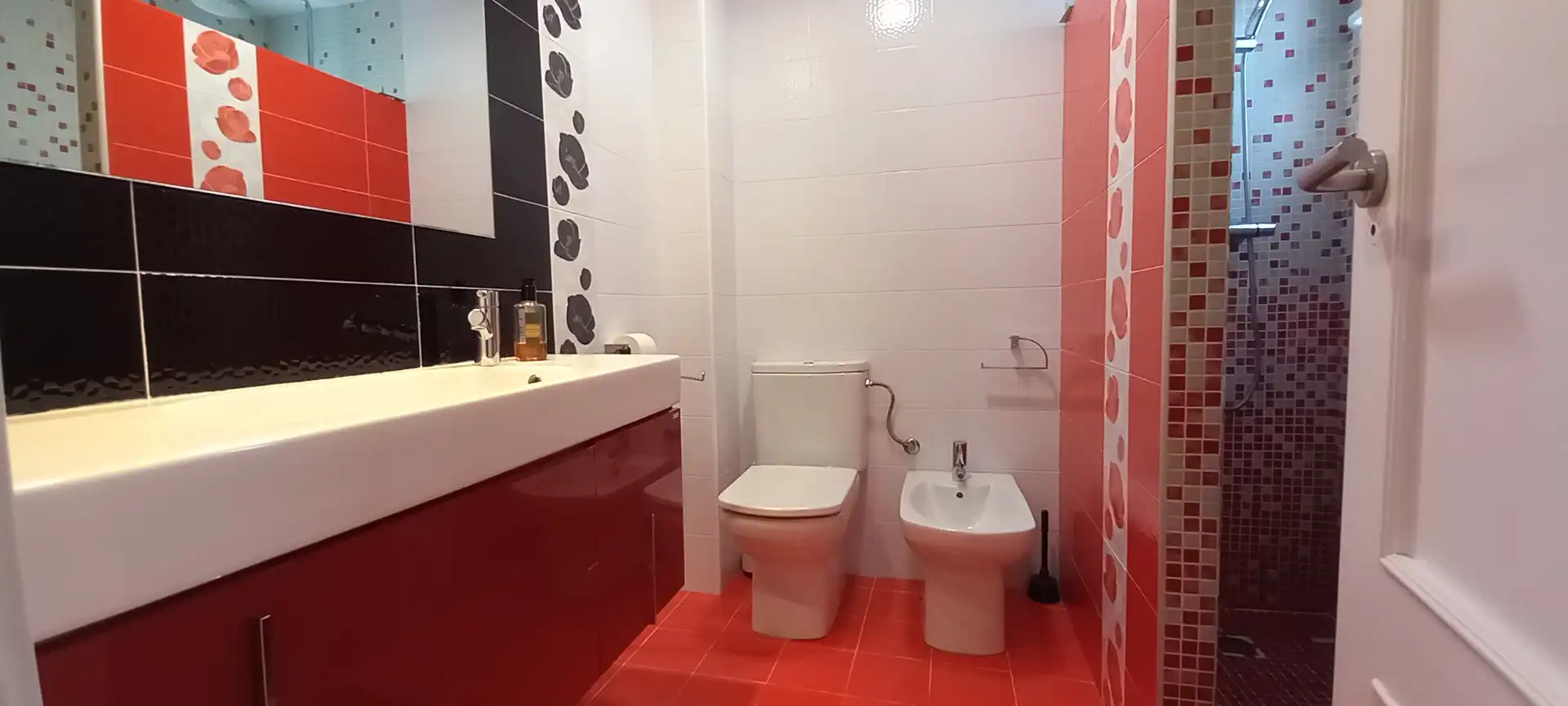 Bathroom of Apartments for rent in Gandia  with Air Conditioner, Heating and Terrace