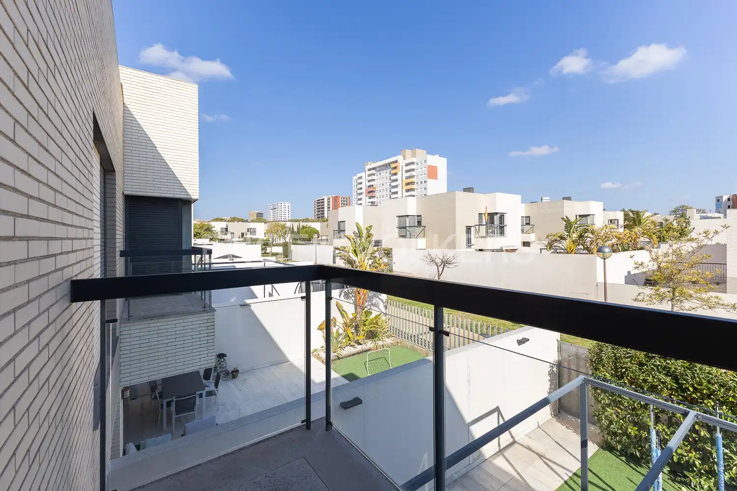 Terrassa de Casa o xalet en venda en Paterna amb Aire condicionat, Calefacció i Jardí privat