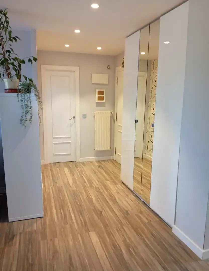 Piso en venta en Gijón  con Calefacción, Parquet y Terraza