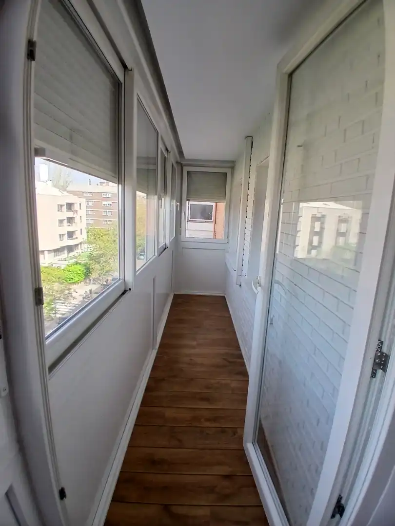 3 hab, 92m² en Apóstol Santiago, Hortaleza,  Madrid Capital - Image 2