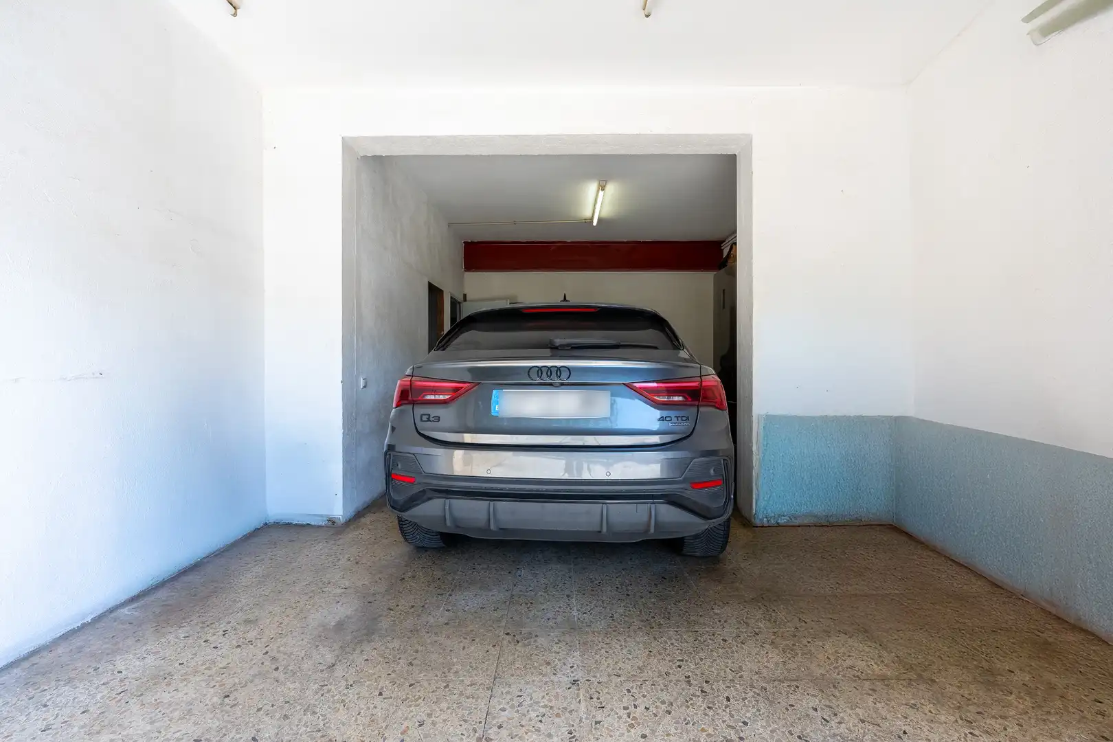 Aparcament de Casa o xalet en venda en Tiana amb Aire condicionat, Calefacció i Jardí privat