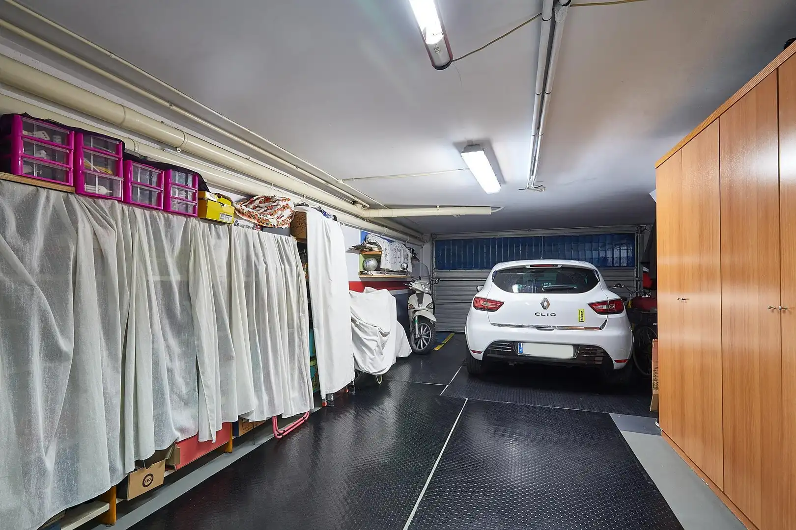 Parking of Houses for sale in Castelldefels  with Air Conditioner, Heating and Private garden