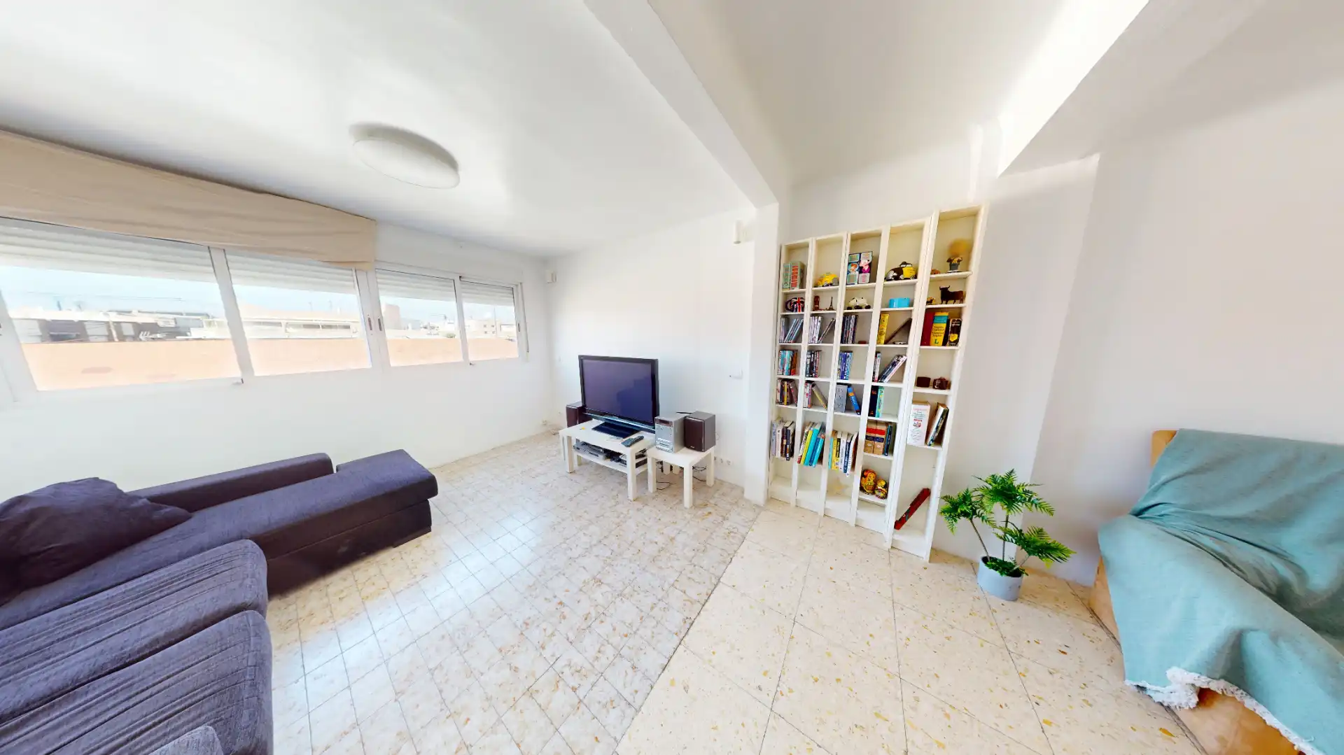 Piso en venta en Calle del Plus Ultra, imagen 3