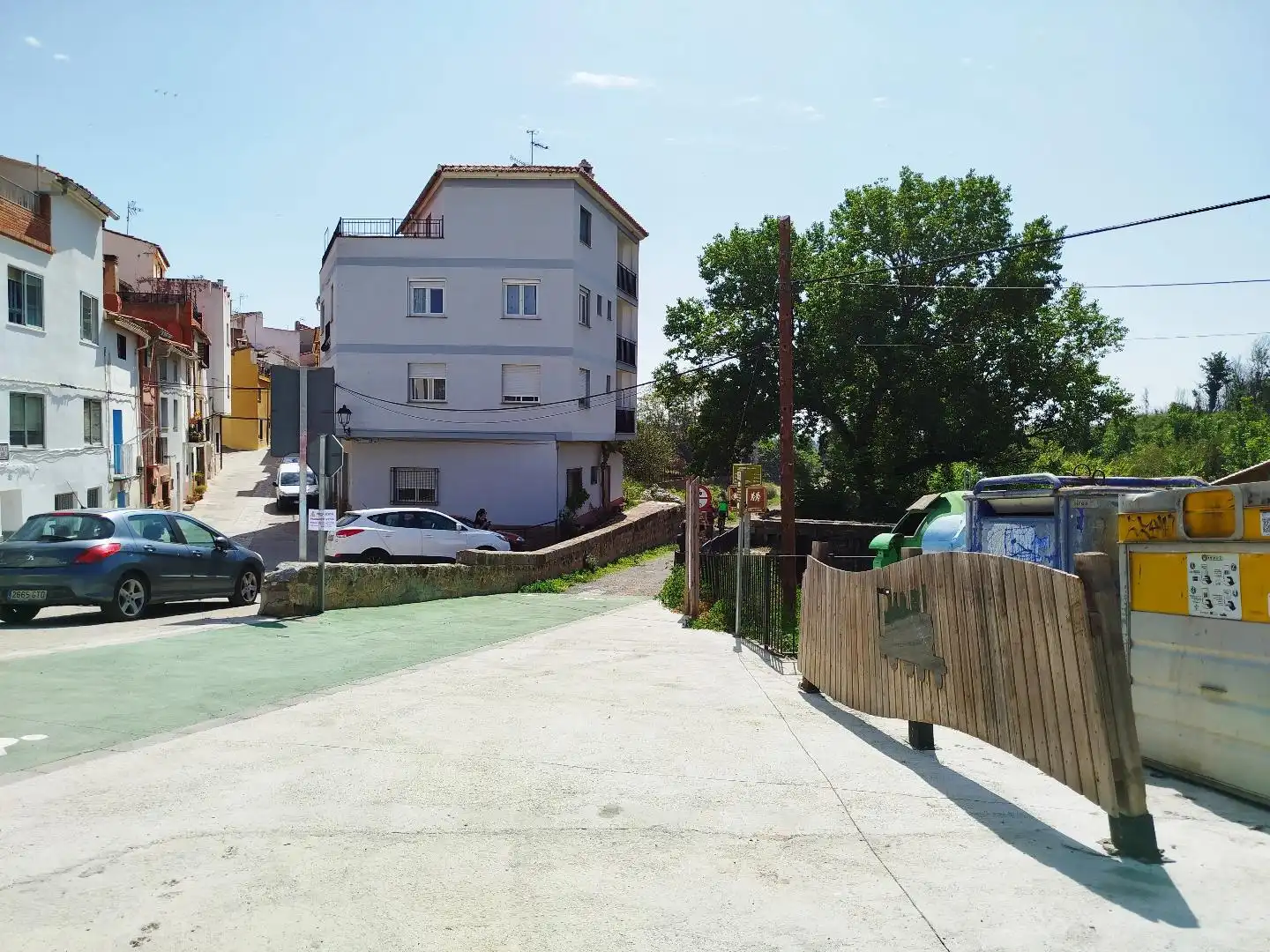Vista exterior de Casa adosada en venda en Caudiel amb Terrassa