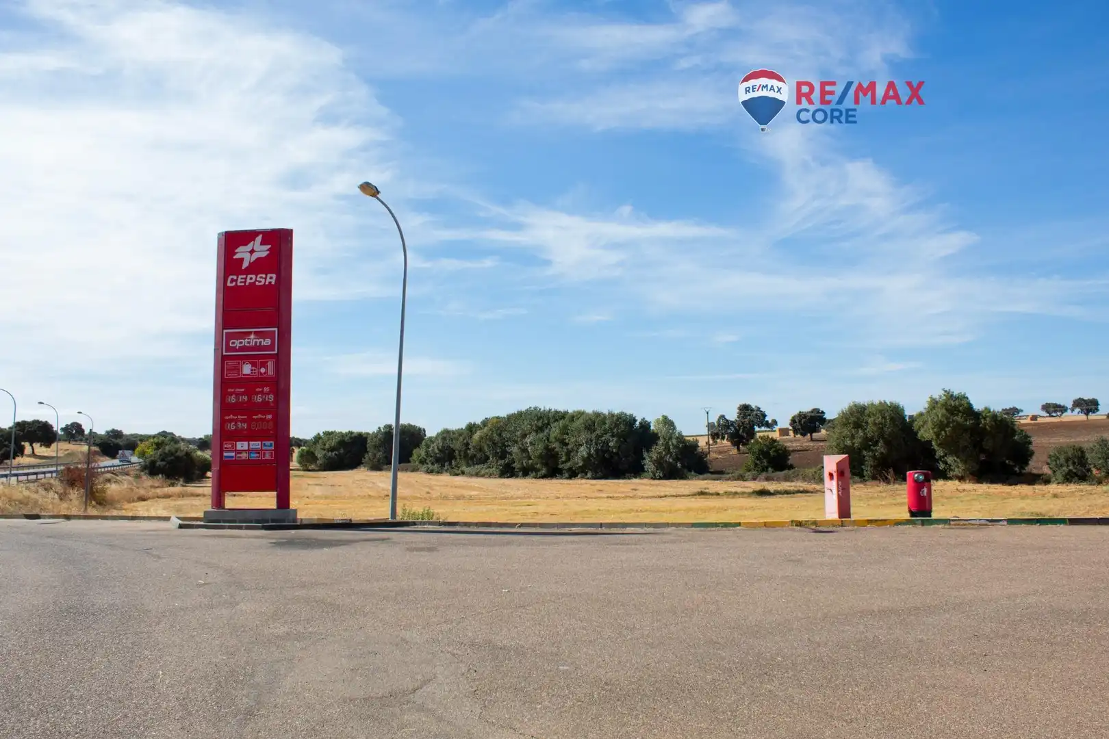 Vista exterior de Local en venda en Badajoz amb Aire condicionat