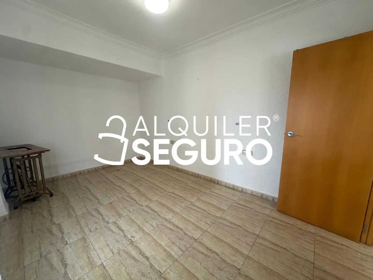 Schlafzimmer von Wohnung zur Miete in Valencia