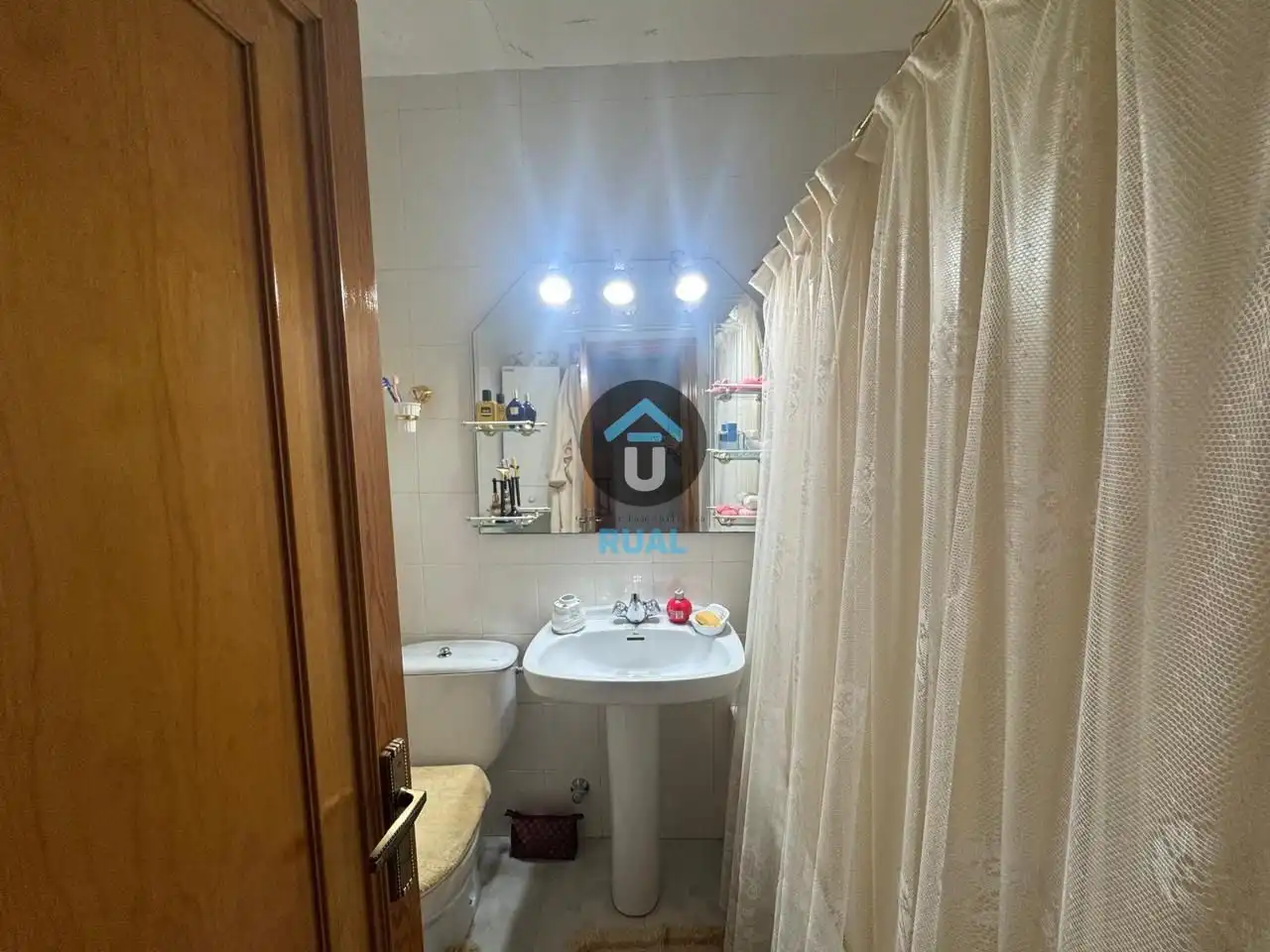 Baño de Casa o chalet en venta en Castillo de Bayuela con Terraza