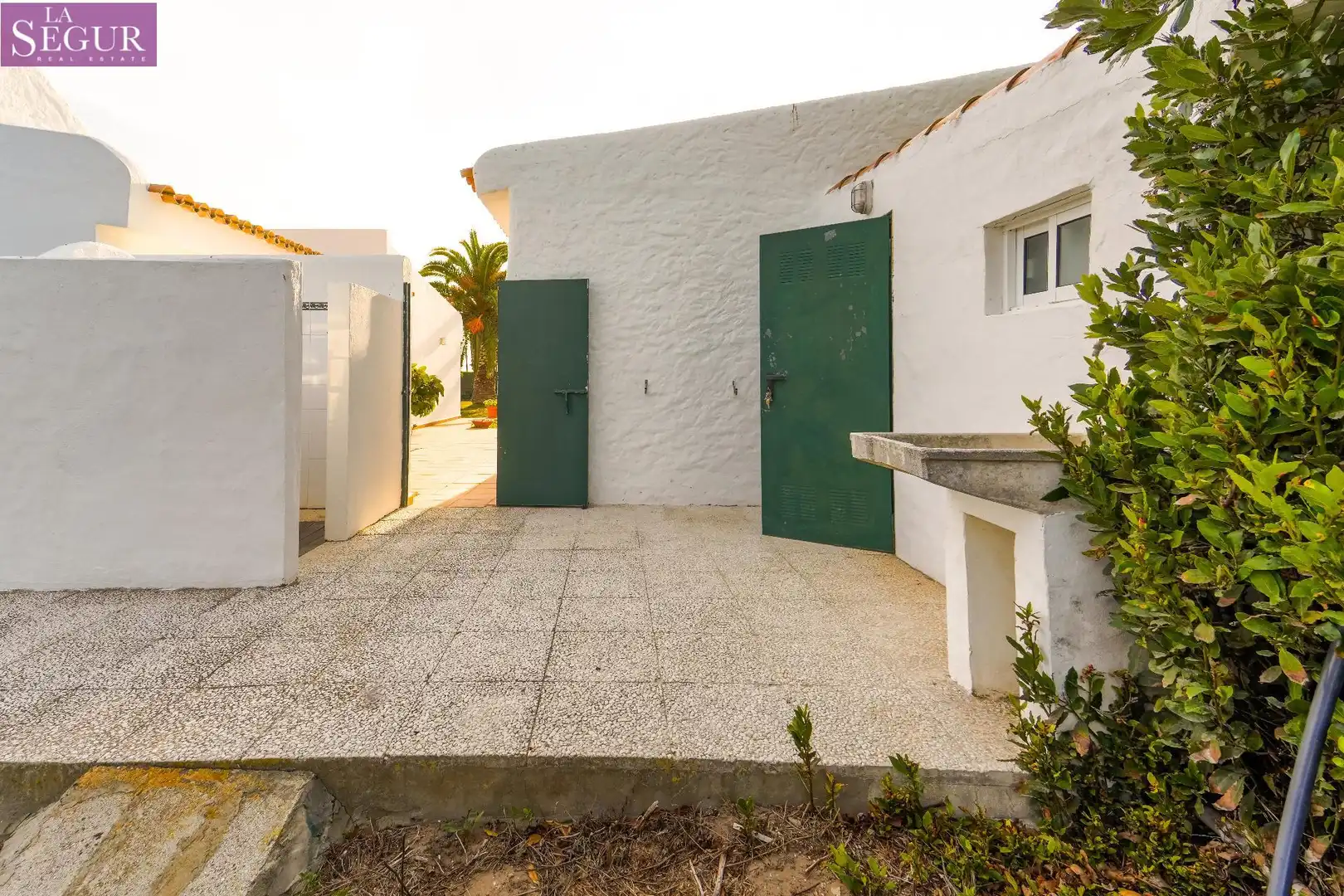 Exterior view of Houses for sale in Vejer de la Frontera  with Private garden, Terrace and Swimming Pool