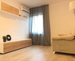 Bedroom of Flat to rent in  Zaragoza Capital