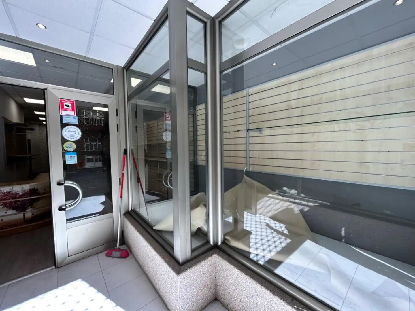Business premises to rent in Boiro, imagen 3