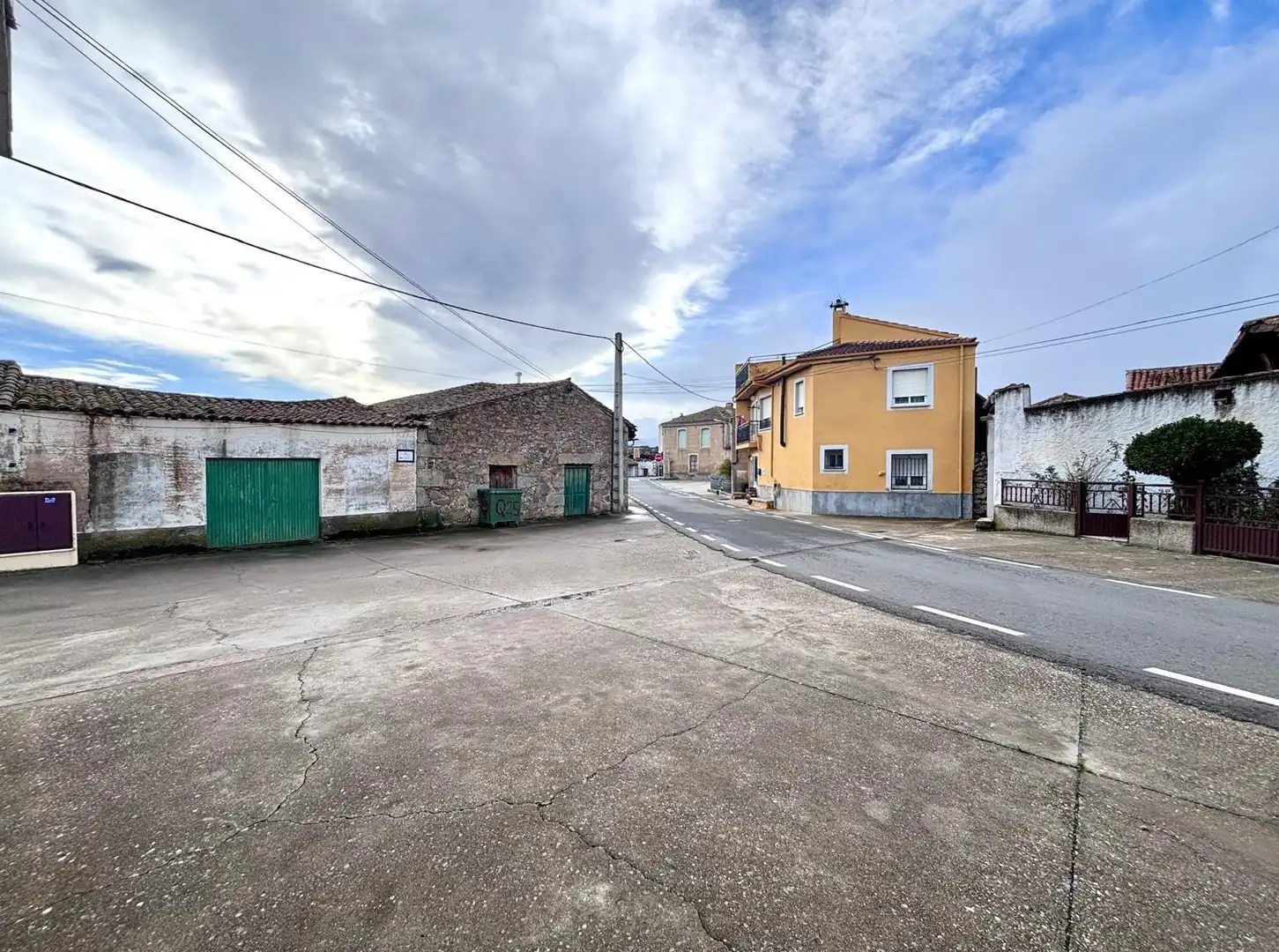 Exterior view of Flat for sale in Santibáñez de Béjar  with Heating, Private garden and Terrace