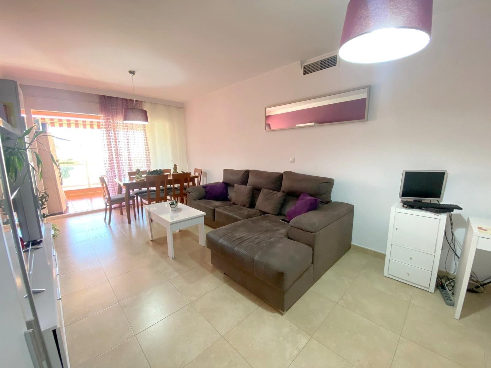 Sala d'estar de Pis en venda en Rincón de la Victoria amb Aire condicionat, Jardí privat i Terrassa