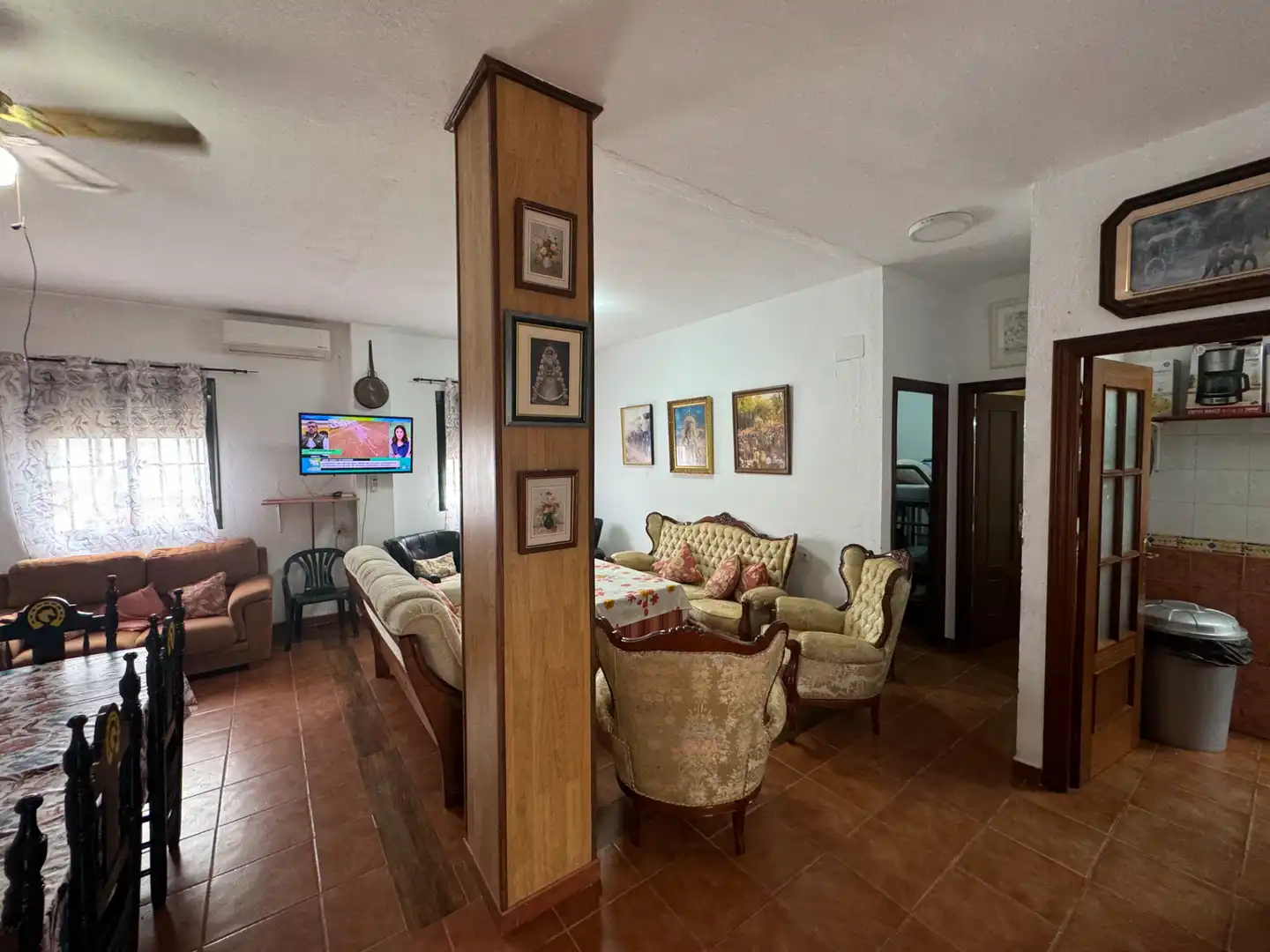Sala de estar de Casa o chalet en venta en Almonte con Aire acondicionado, Terraza y Amueblado