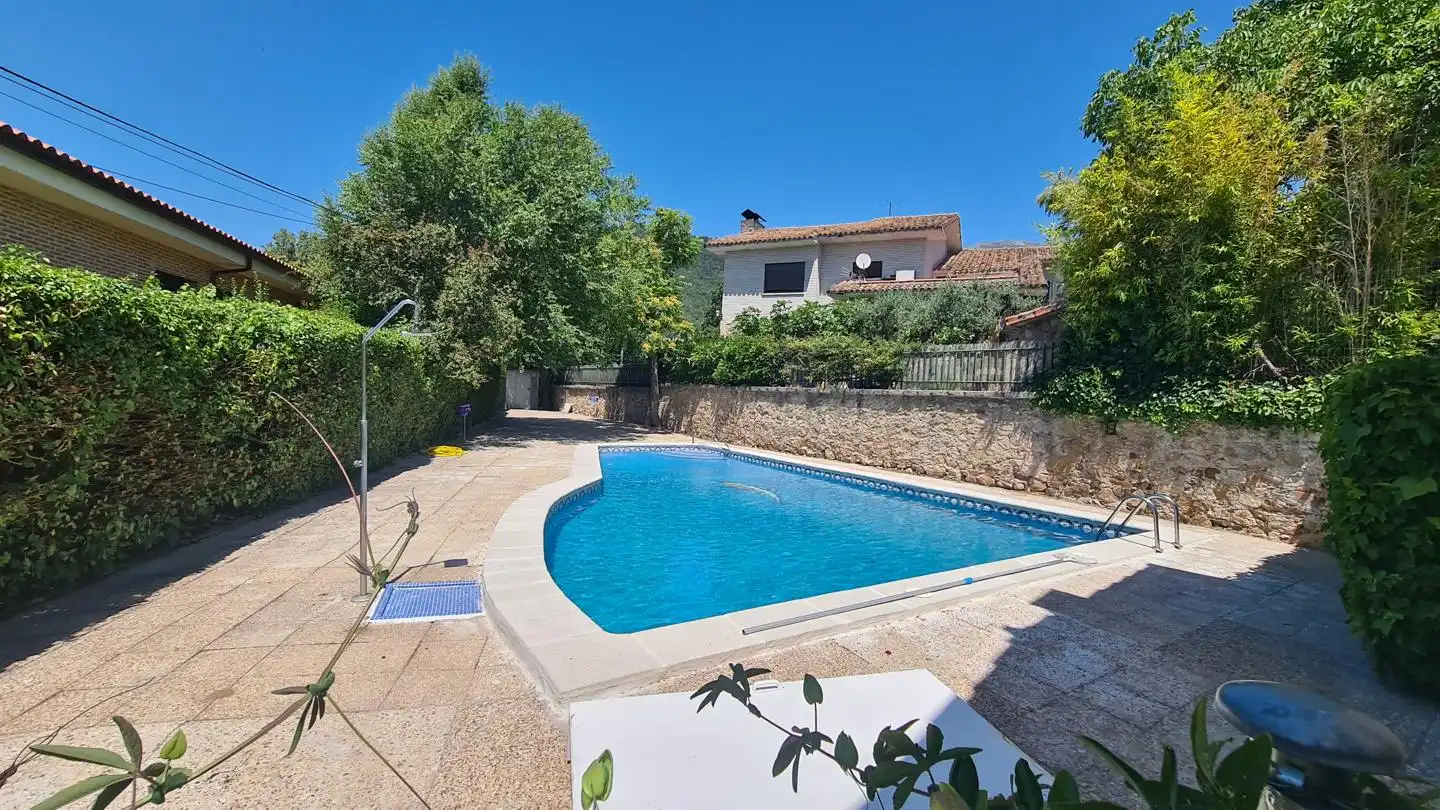 Piscina de Casa o chalet en venta en Piedralaves con Calefacción, Jardín privado y Terraza