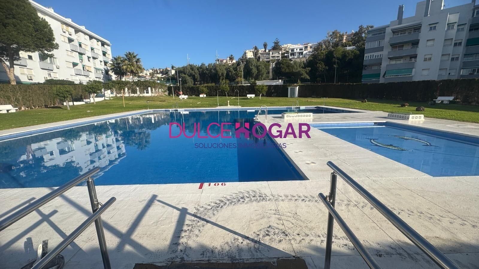 Swimming pool of Duplex for sale in Rincón de la Victoria  with Air Conditioner, Private garden and Terrace