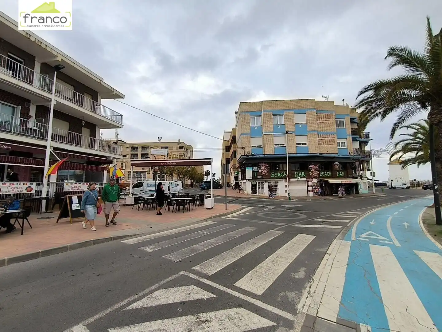 Vista exterior de Pis en venda en San Pedro del Pinatar amb Moblat i Balcó
