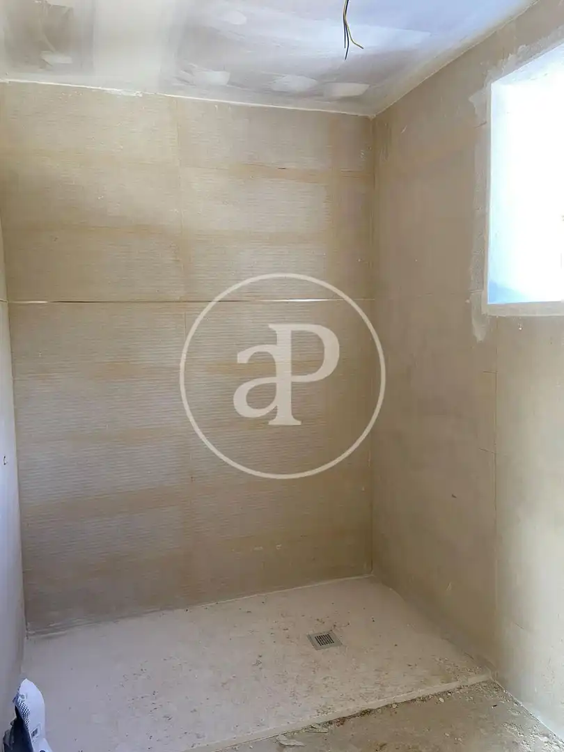 Baño de Casa adosada en venta en Godelleta con Jardín privado y Balcón