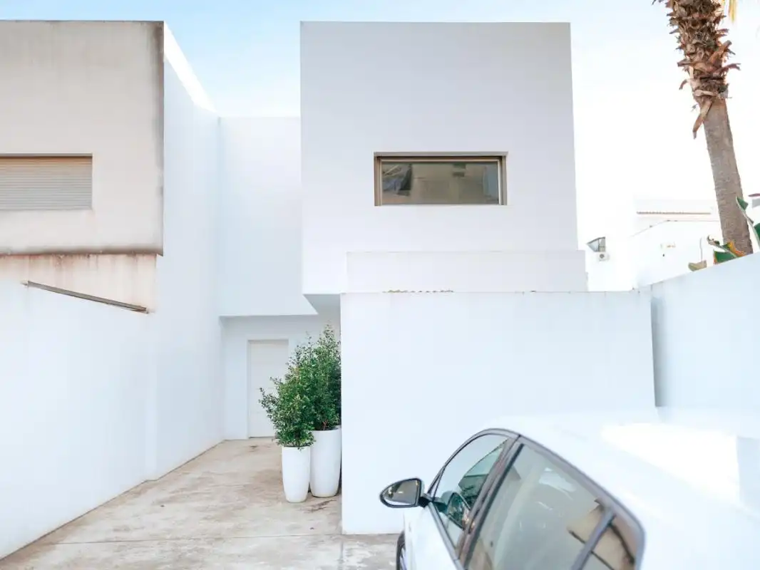Vista exterior de Casa adosada en venta en Sant Josep de sa Talaia con Aire acondicionado, Calefacción y Piscina