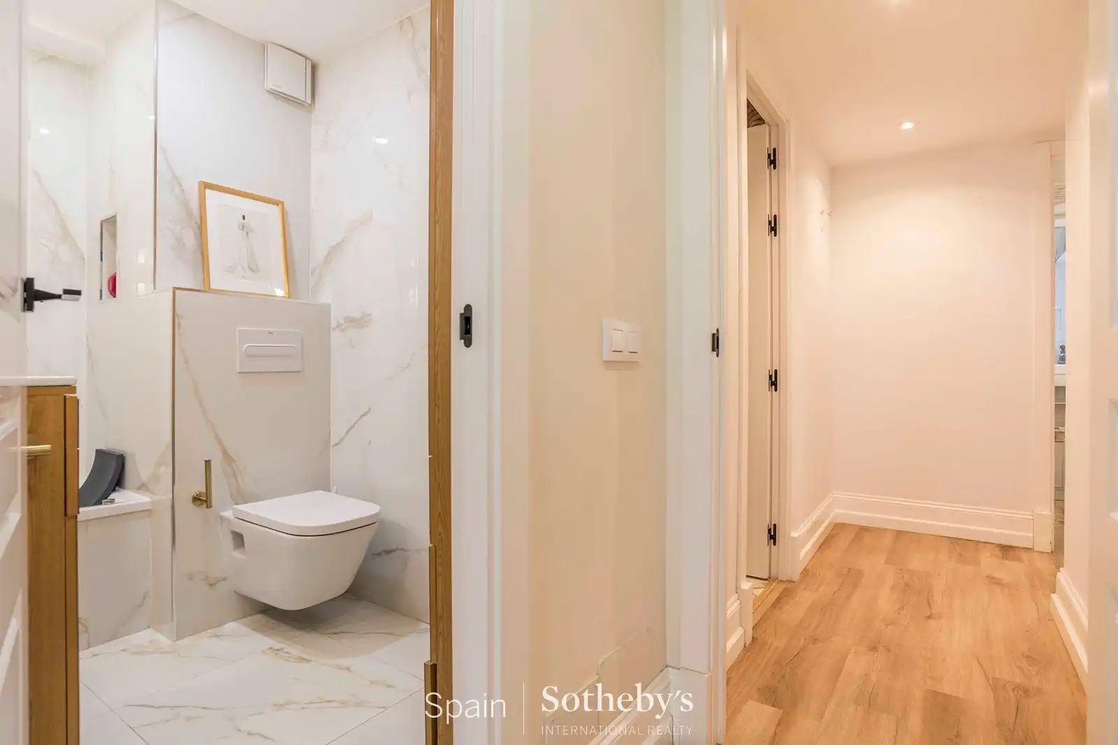 Bathroom of Apartments for rent in Madrid  with Air Conditioner, Heating and Terrace