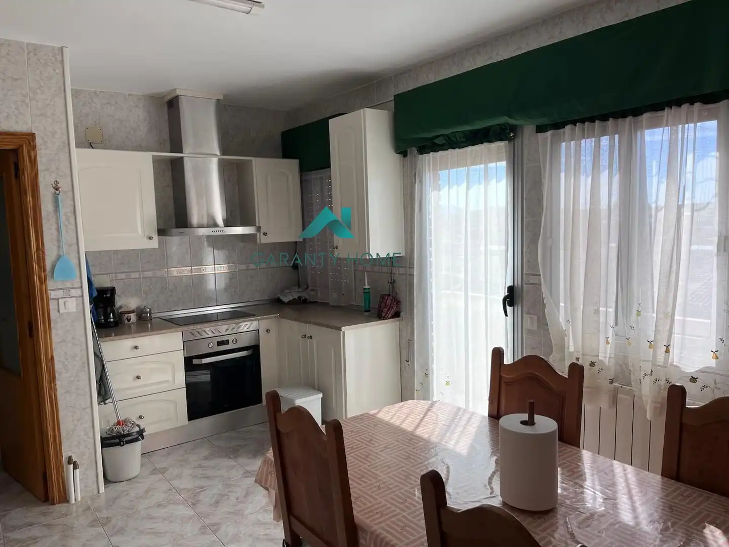 Kitchen of Flat for sale in Madrigalejo  with Air Conditioner, Heating and Terrace