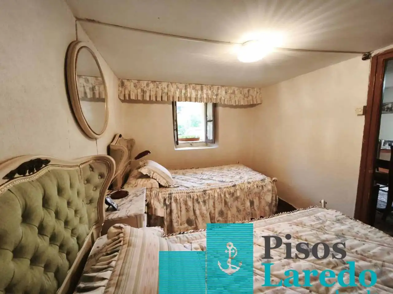 Detached homes for sale in Rasines  with Heating, Private garden and Parquet flooring