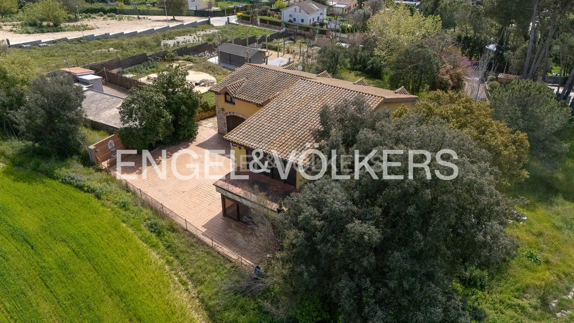 Casa o chalet en venta en Montcada i Reixac con Calefacción, Jardín privado y Terraza