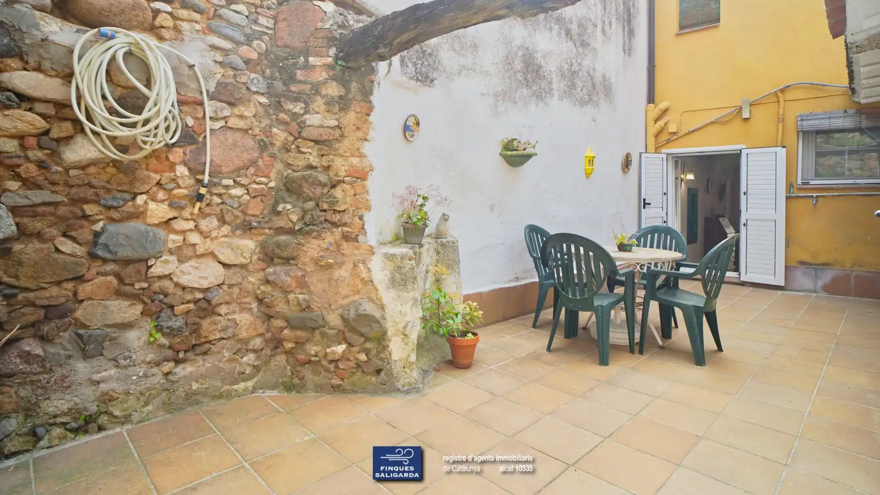 Terrassa de Casa adosada en venda en La Garriga amb Calefacció i Traster