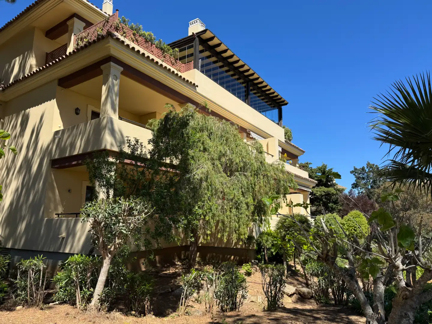 Exterior view of Flat for sale in Sotogrande  with Air Conditioner, Heating and Private garden