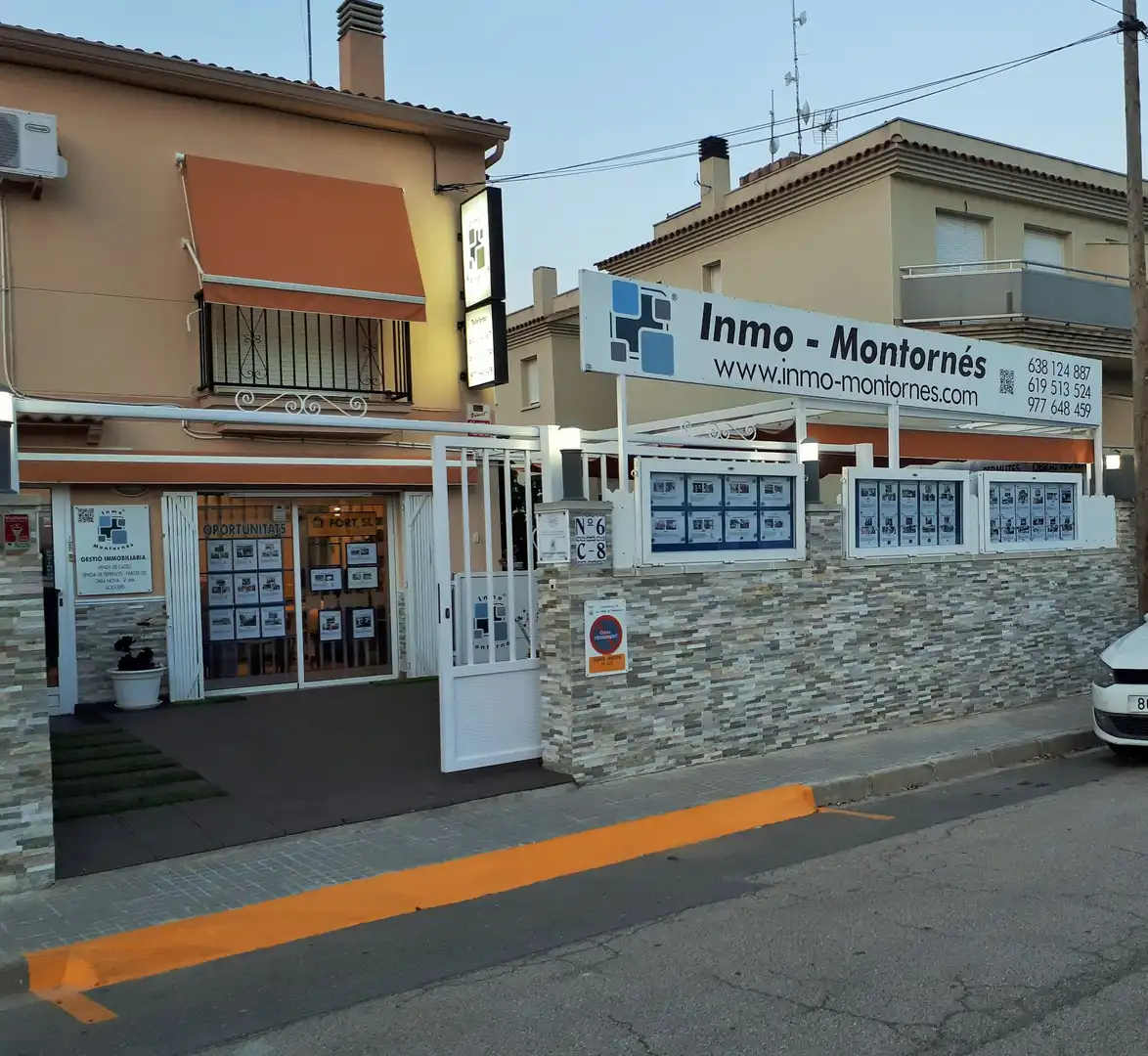 Exterior view of Residential for sale in La Pobla de Montornès  
