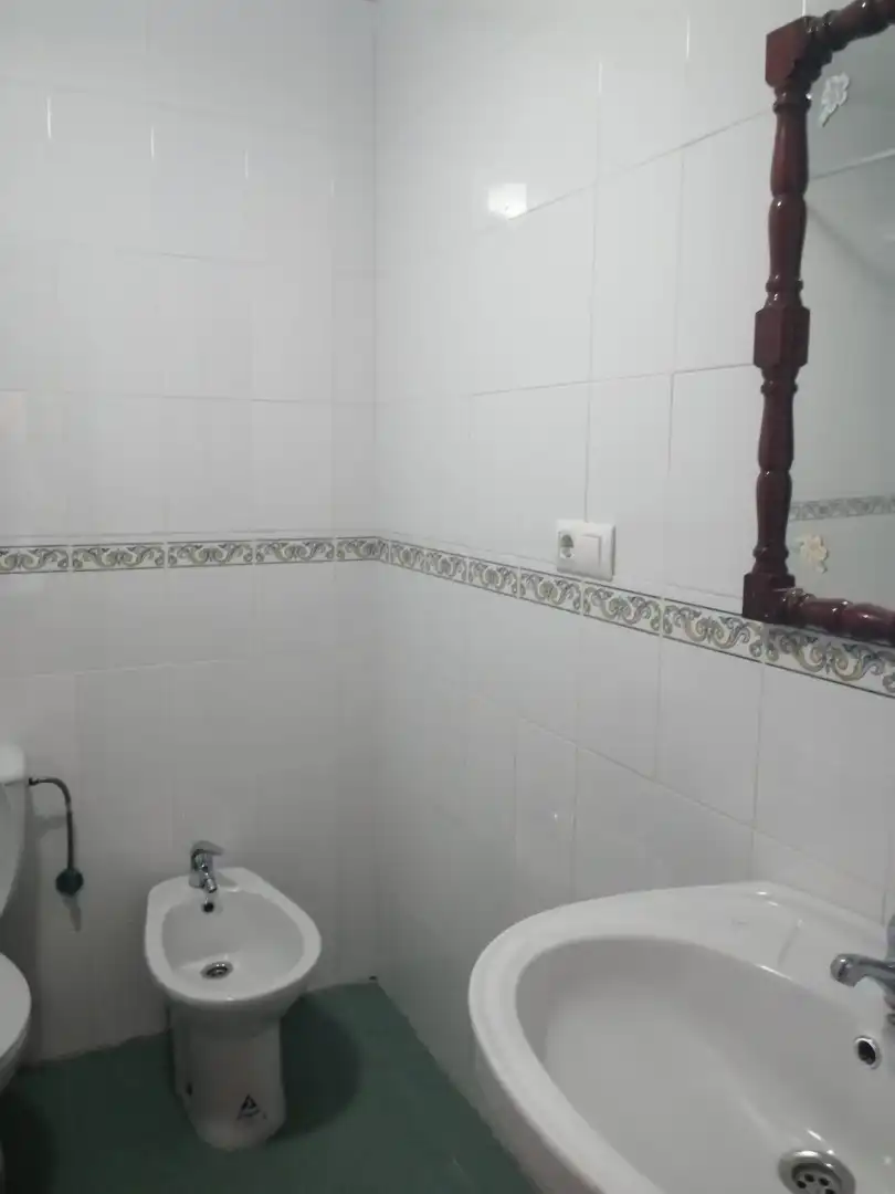 Bany de Pis de lloguer en Huelva amb Jardí privat, Moblat i Forn
