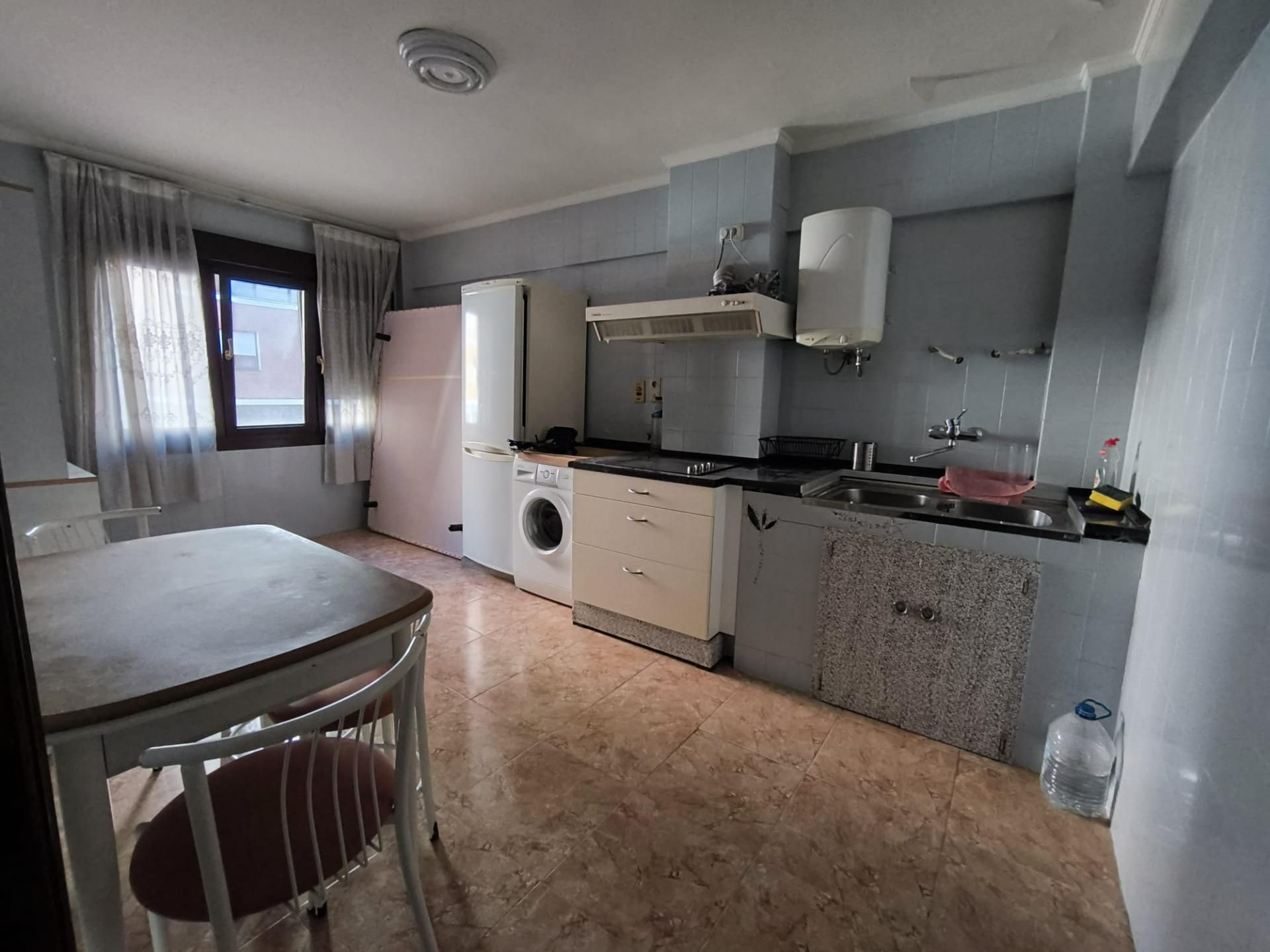 Kitchen of Flat for sale in Barakaldo   with Heating and Balcony