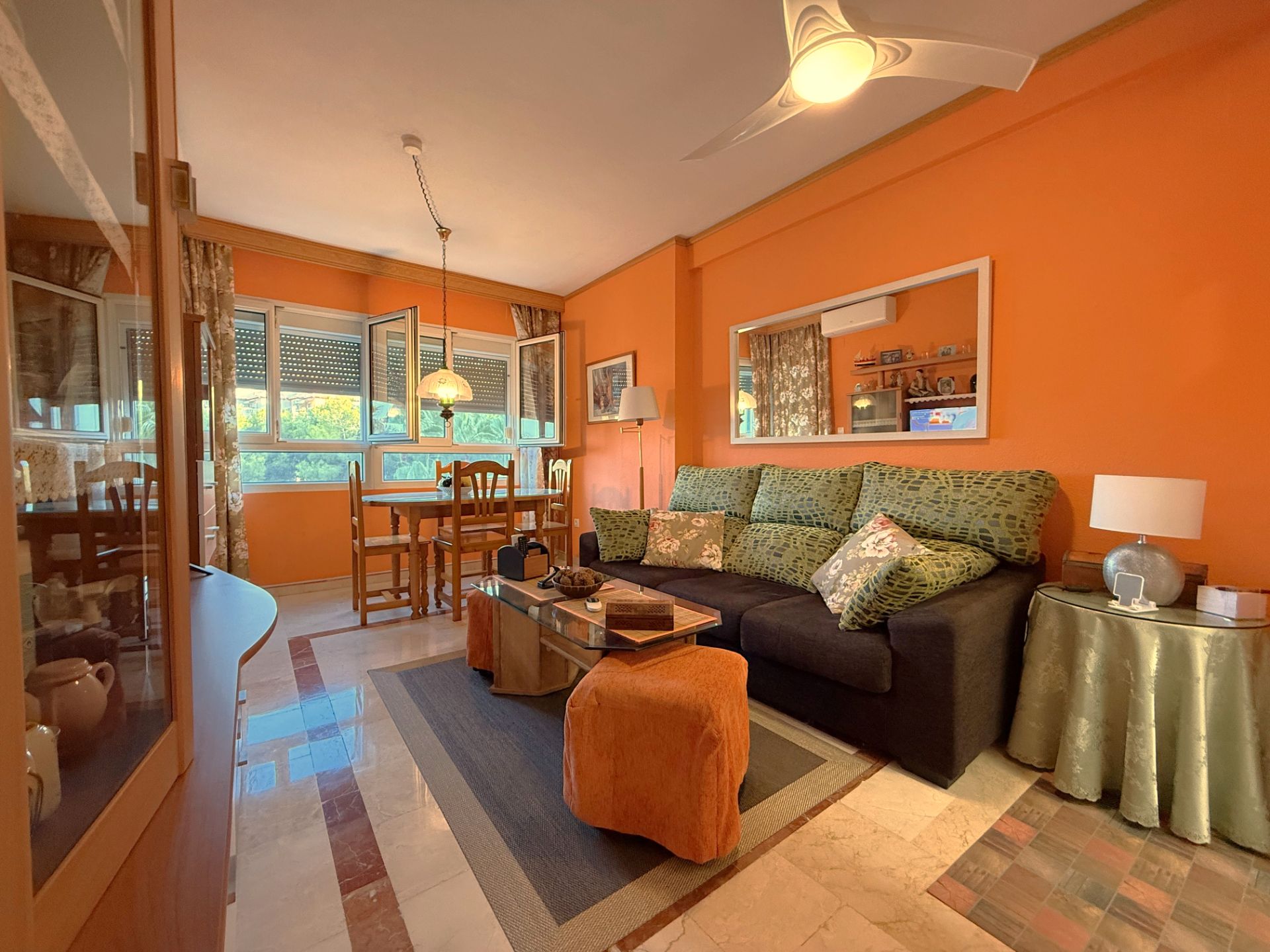 Sala d'estar de Pis en venda en Orihuela amb Terrassa, Traster i Moblat