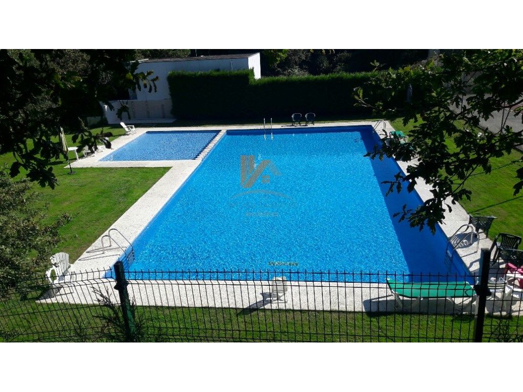 Swimming pool of Single-family semi-detached for sale in Santiago de Compostela   with Private garden
