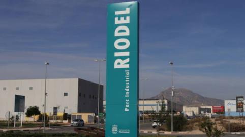 Foto 2 de Terreno industrial en venta en Polígono Industrial Riodel, Valle del Sol, Alicante