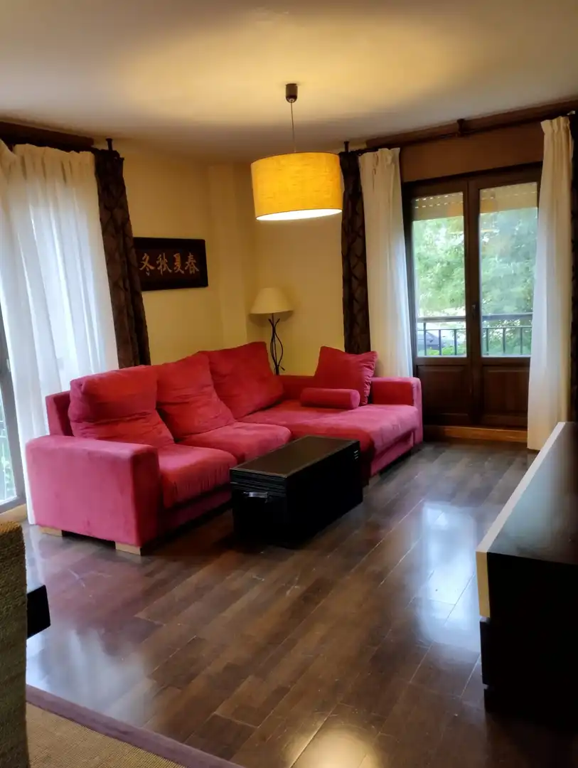 Sala d'estar de Pis en venda en Sojuela amb Calefacció i Moblat