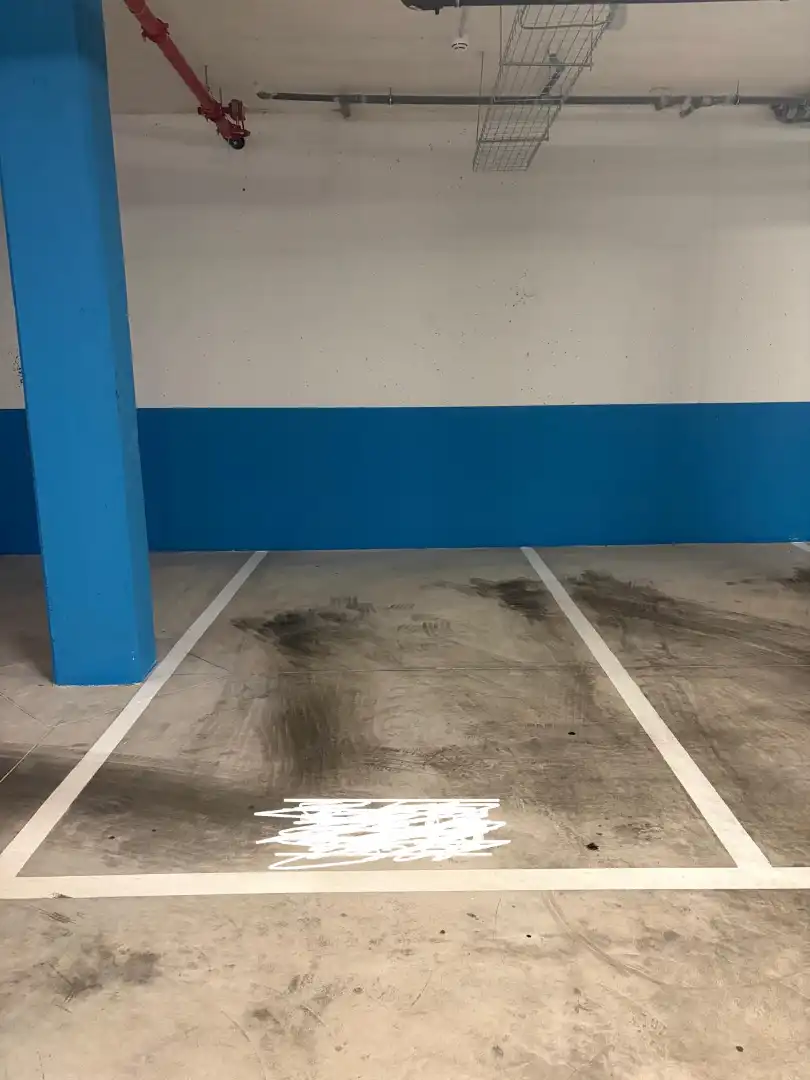 Aparcament de Loft en venda en San Sebastián de los Reyes amb Aire condicionat i Piscina comunitària
