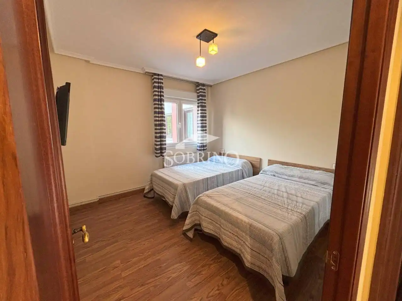 Schlafzimmer von Wohnungen zum Verkauf in Llanes mit Heizung