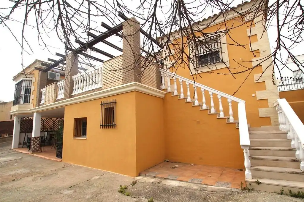 Exterior view of Houses for sale in Jerez de la Frontera  with Air Conditioner, Private garden and Terrace