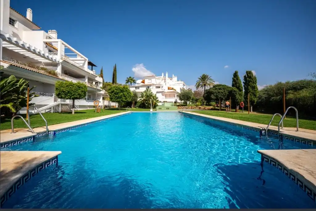 Wohnung mit Pool zum Verkauf in Río Real - Los Monteros, imagen 21