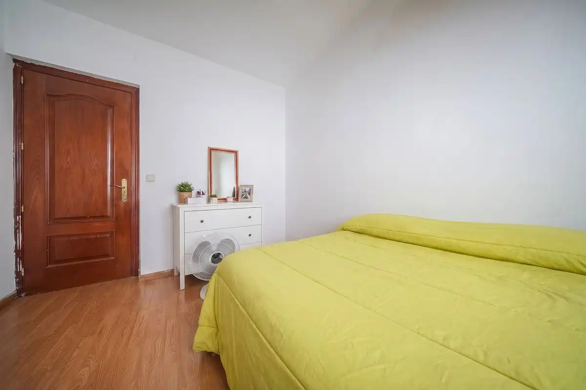 Dormitori de Pis en venda en Madrid amb Aire condicionat, Calefacció i Moblat