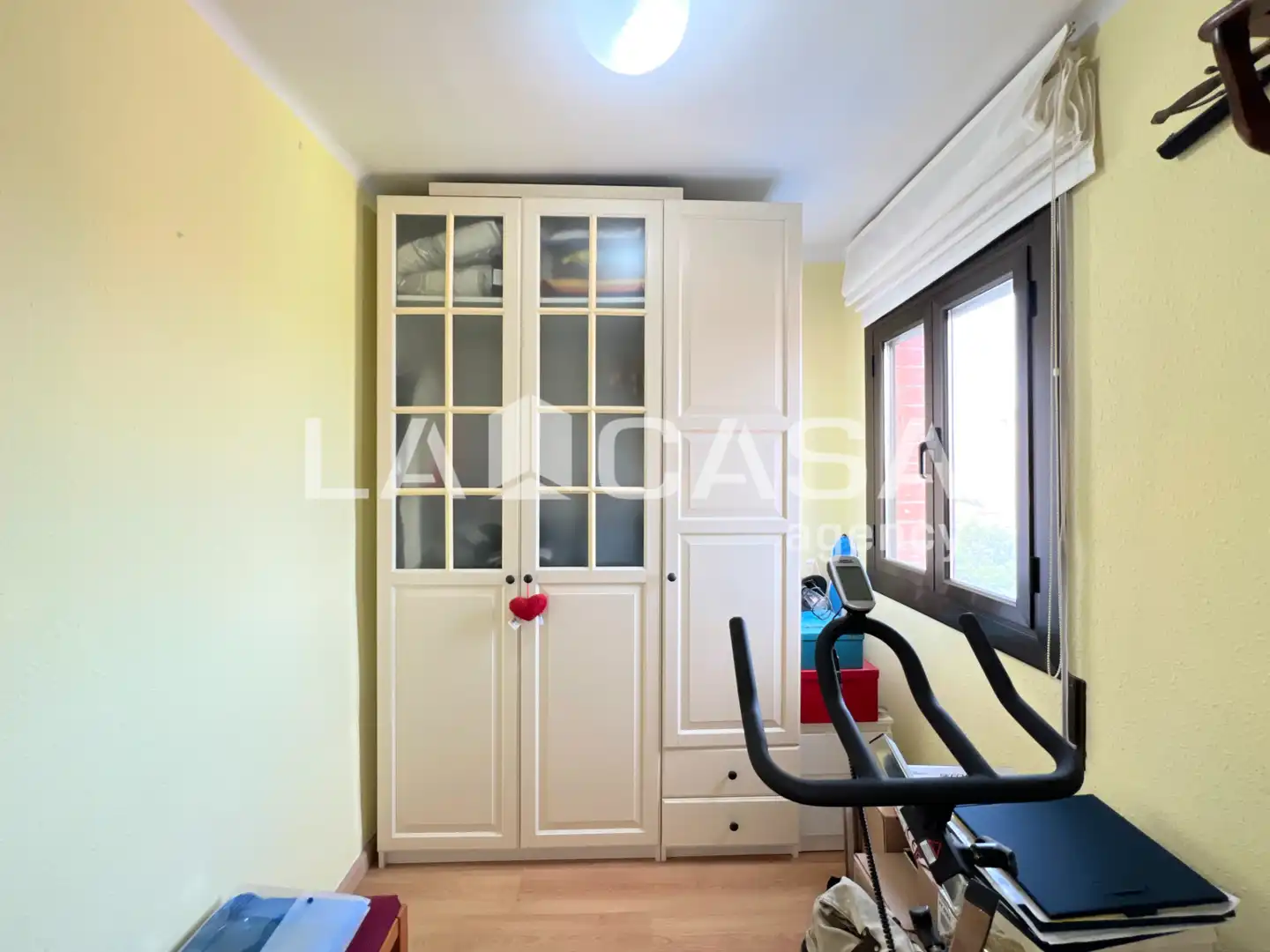 Habitación de Piso en venta en Badalona con Aire acondicionado, Calefacción y Amueblado