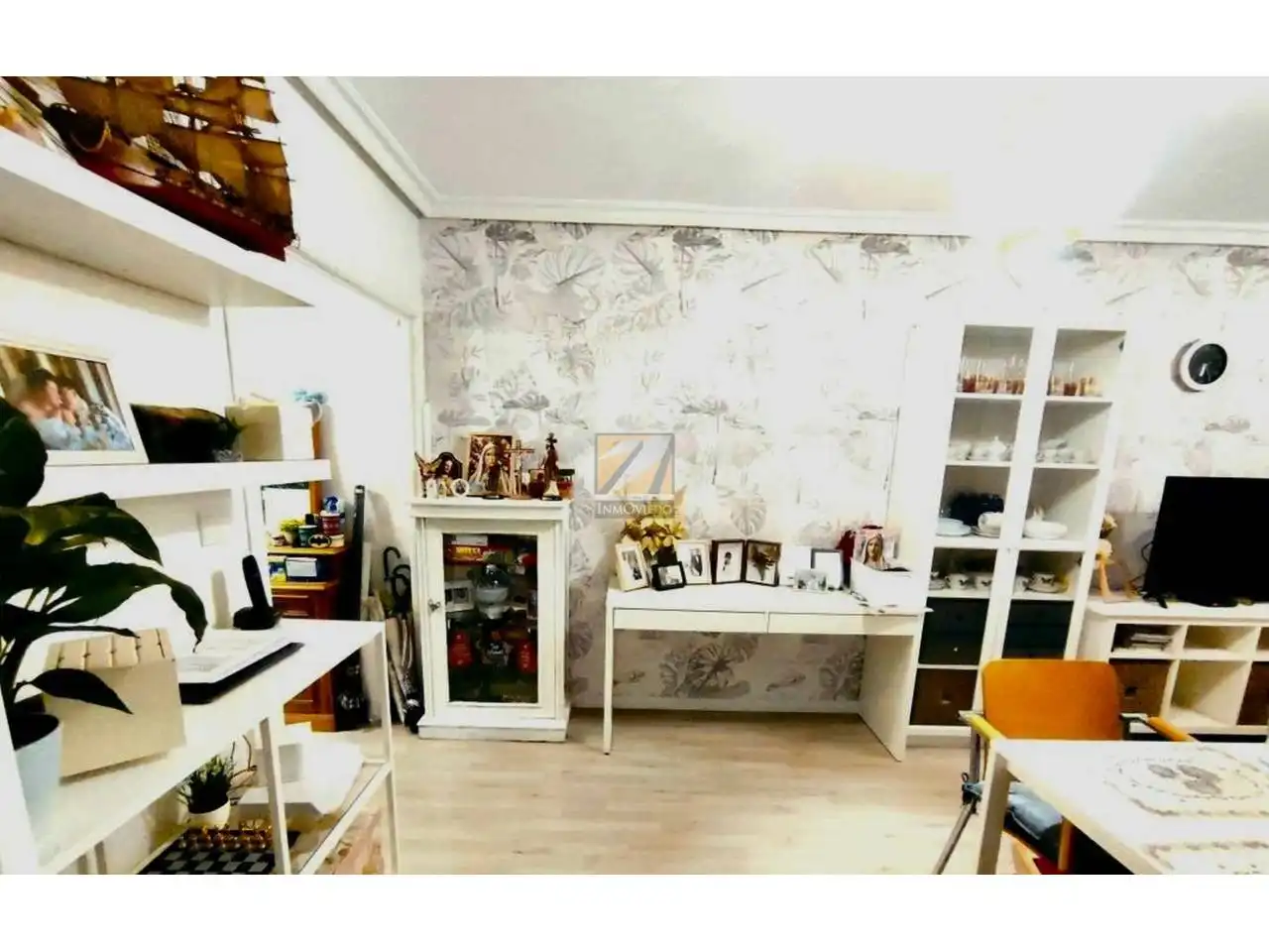 Dormitori de Pis en venda en Langreo amb Calefacció, Parquet i Traster