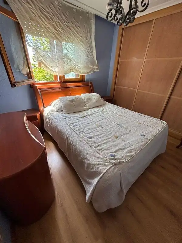 Dormitori de Casa o xalet en venda en Valladolid amb Traster i Piscina comunitària