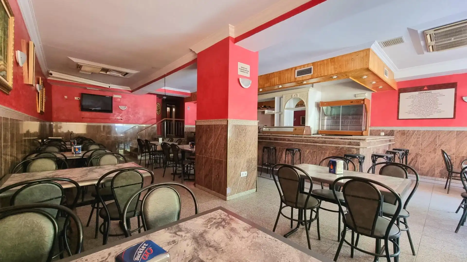Local en venda en Badajoz amb Moblat