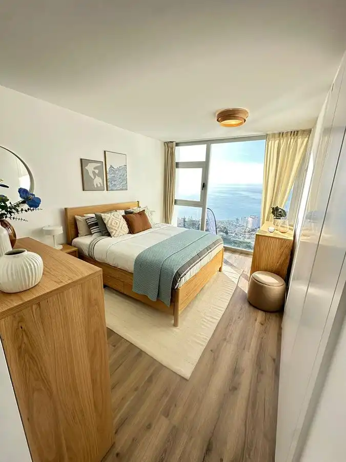 Schlafzimmer von Einfamilien-Reihenhaus zum Verkauf in Almuñécar mit Klimaanlage, Heizung und Parkett
