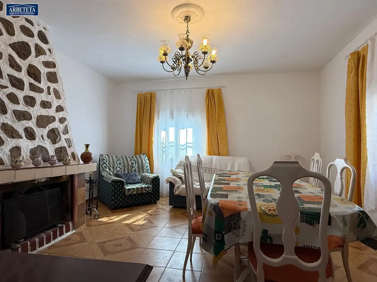 Maison rustique avec jardin à vendre à Humanes, imagen 4